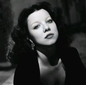 Meet your Posher, Beverly